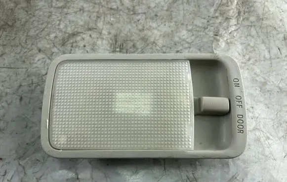 Toyota Corolla E120 E130 Front seat light