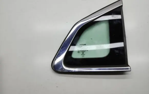 Nissan Qashqai Rear side window 43R001583 E000199 AS2M3232DOT682