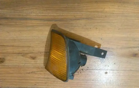BMW 5 E34 Front indicator light 155243
