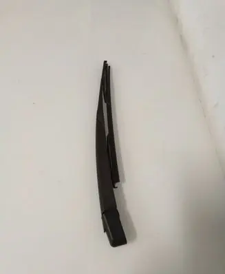 Nissan Qashqai Rear wiper blade arm 