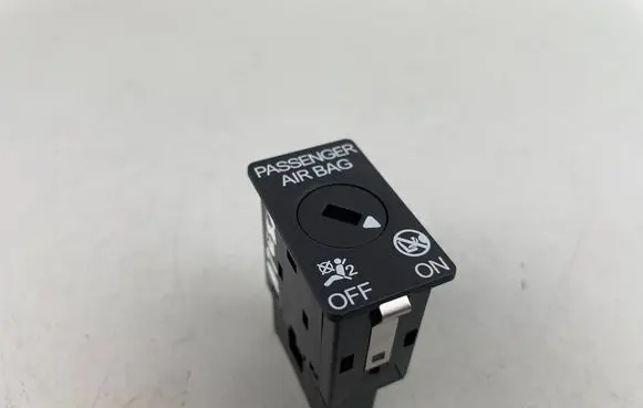 Seat Ateca Passenger airbag on/off switch 5Q0919237