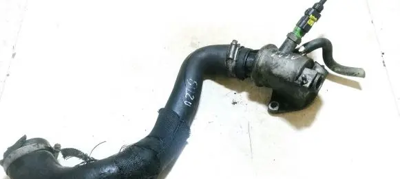 Opel Zafira B Engine coolant pipe/hose 55202510