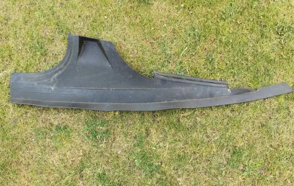 Porsche Taycan 9J1 Front arch trim 9J1863041