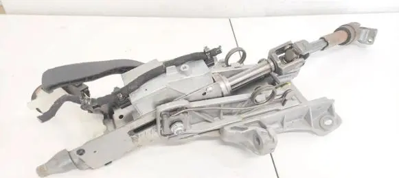 Ford Focus Steering wheel axle