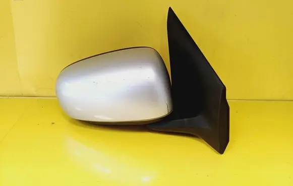Front door electric wing mirror