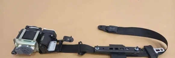 Land Rover Range Rover L405 Front seatbelt DPLA611B09FE 627255200 629459800A