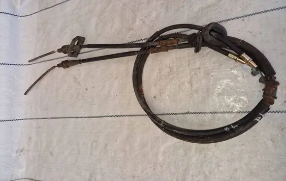Suzuki Grand Vitara I Handbrake/parking brake wiring cable 