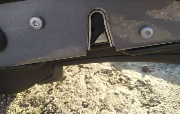 BMW 5 GT F07 Rear door lock