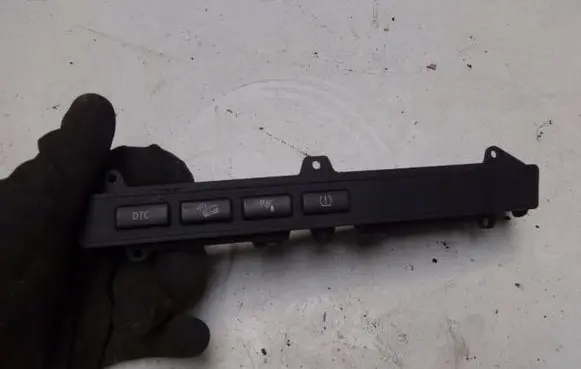 BMW X3 E83 Seat heating switch 