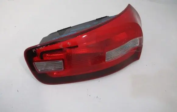 Citroen C4 II Picasso Rear/tail lights 9676120680
