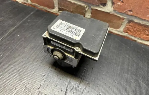 Fiat 500 ABS Pump P68073251AH 0265952127 TZYA2372D1264