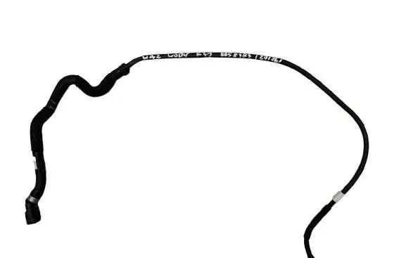 BMW 1 F40 Engine coolant pipe/hose 8658484 8658483