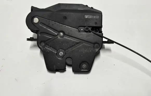 BMW X5 E53 Tailgate/trunk/boot lock/catch/latch 51247111008 7111008
