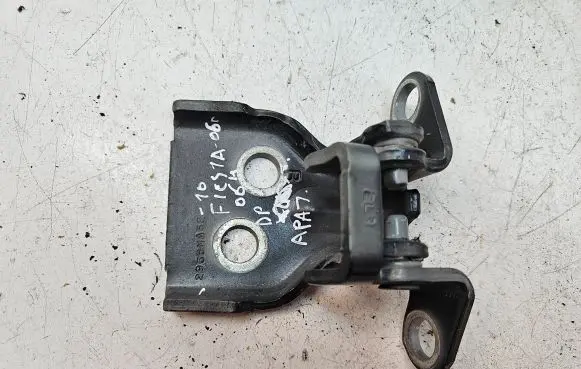 Ford Fiesta Front door lower hinge 293BMA5E