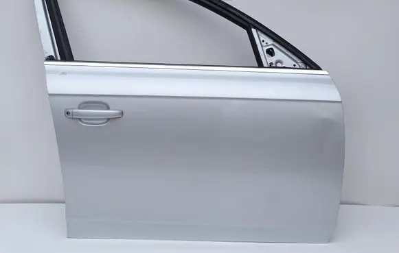 Audi A4 Allroad B8 Front door LX7W