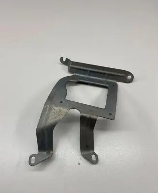 Skoda Fabia Mk2 (5J) Fender mounting bracket 5J0906285A