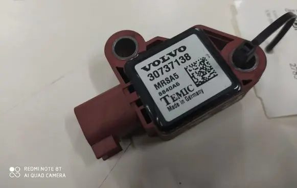 Volvo V50 Airbag deployment crash/impact sensor 30737138 MRSA5 8840A6
