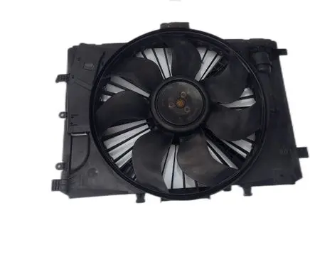 Mercedes-Benz C W204 Air conditioning (A/C) fan (condenser) 