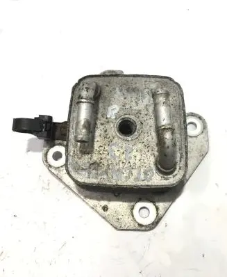 Mitsubishi Outlander Oil filter cover 