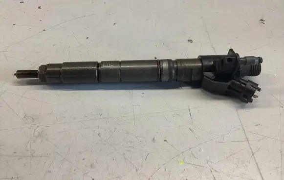 Volvo V60 Fuel injector 0445116046