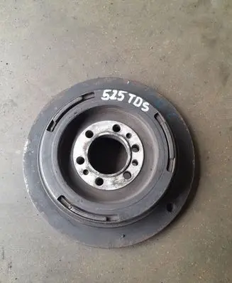 BMW 5 E39 Crankshaft pulley