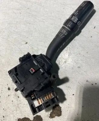 Toyota Corolla Verso AR10 Wiper control stalk 173799 05150 84652