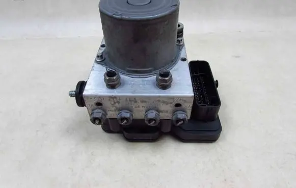 Skoda Fabia Mk3 (NJ) ABS Pump 6C0614517N 51629