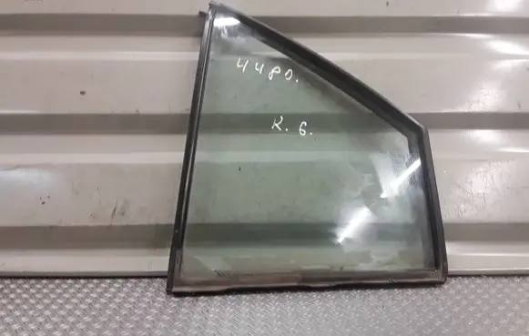 Hyundai Sonata Rear vent window glass 