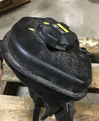 BMW X5 F15 Coolant expansion tank/reservoir 7647290