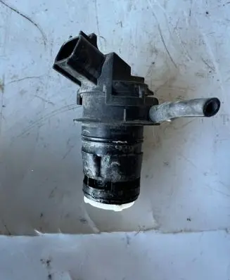 Toyota Prius (NHW20) Windscreen/windshield washer pump 8533060180 0602104621