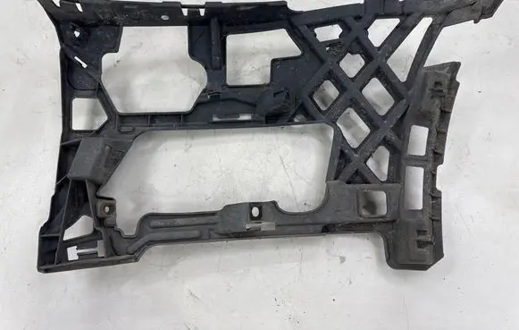 Volkswagen Golf VII Front bumper mounting bracket 5G0807724D