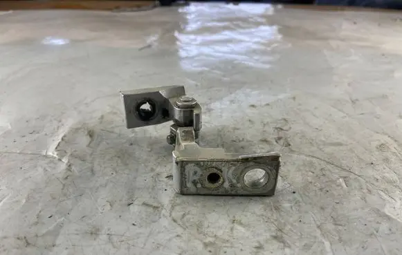 Audi A4 S4 B7 8E 8H Front door upper hinge
