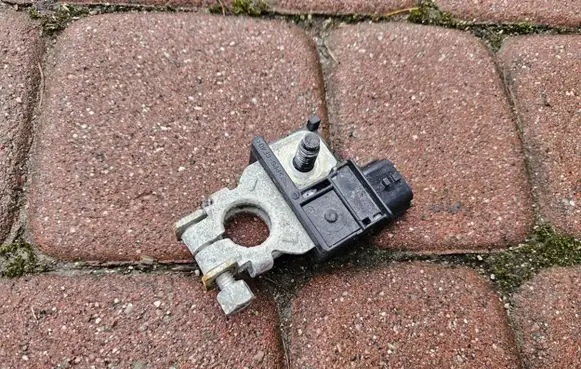 Renault Megane IV Fuel injector 190509