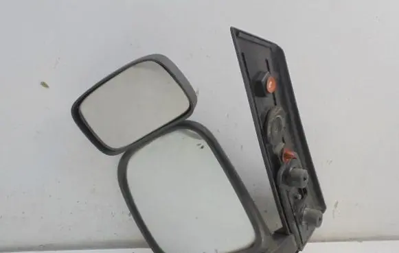 Toyota Hiace (H10) Manual wing mirror 015416