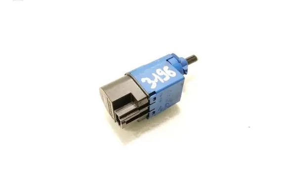 Dacia Sandero Clutch pedal sensor 253256730R