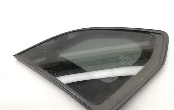 Toyota Corolla Cross Rear side window 