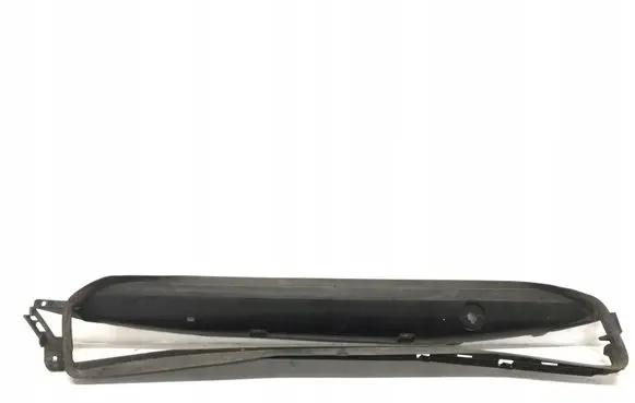 Tesla Model S Intercooler air guide/duct channel