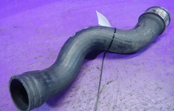 Ford Galaxy Intercooler hose/pipe 7M3145700