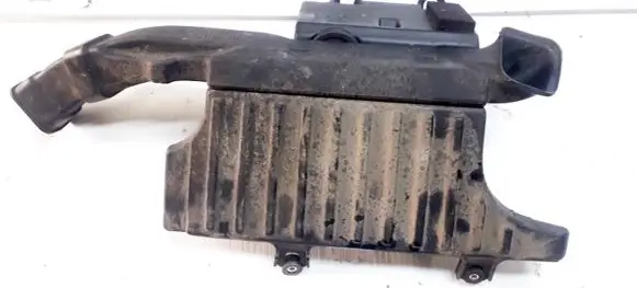 Intake resonator