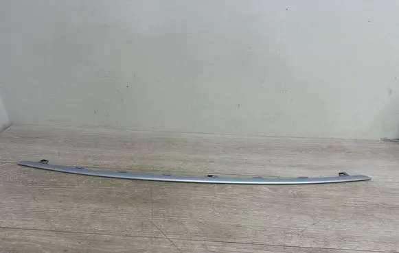 Porsche Cayenne (9Y0 9Y3) Front bumper splitter molding 9Y0807179M7U 9Y0807179
