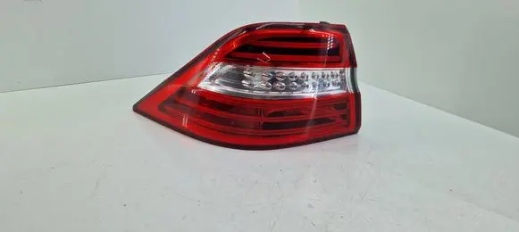 Mercedes-Benz ML W166 Rear/tail lights A1669063301