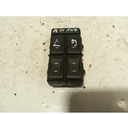 Ford Mondeo Mk III Electric window control switch 03163453