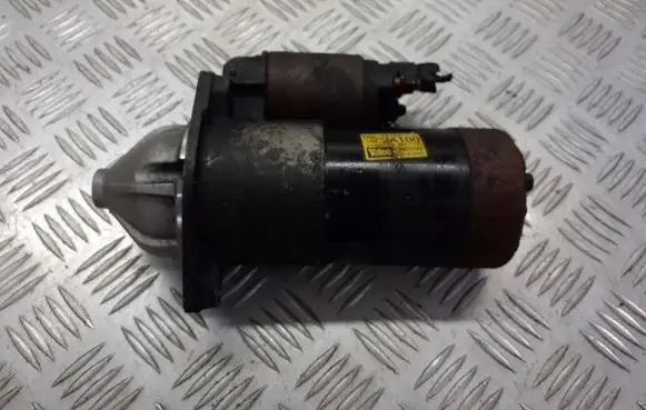 Hyundai i30 Starter motor 361002A100