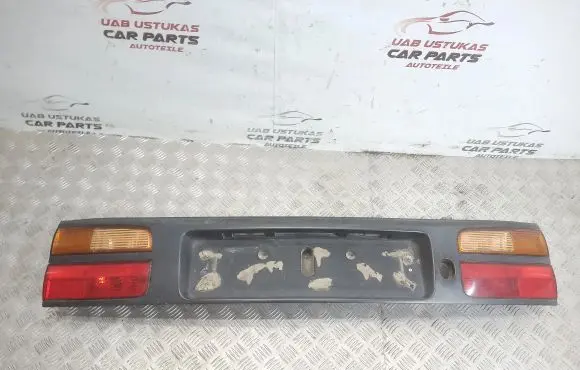 Renault Laguna I Trunk door license plate light bar 