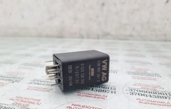 Volkswagen PASSAT B6 Glow plug pre-heat relay 038907281B