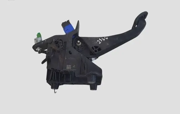 Renault Express Clutch pedal 465038135R 465033510R