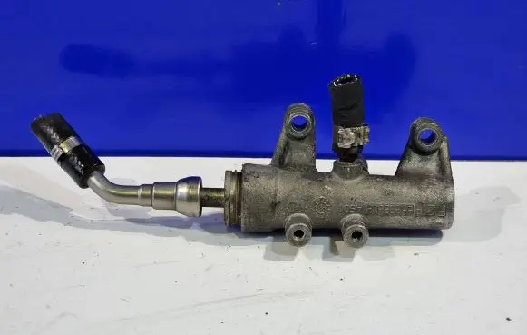 Saab 9-3 Ver1 Fuel pressure regulator 55203803