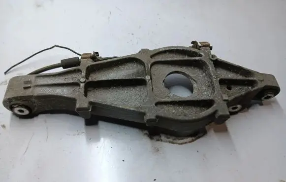 Maserati Levante Rear upper control arm/wishbone HN29058