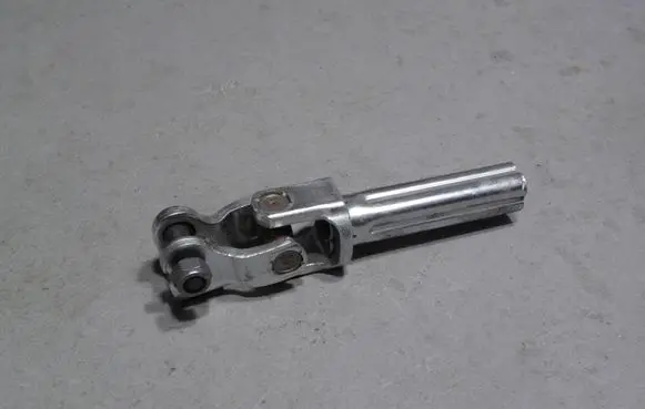 Volkswagen Transporter - Caravelle T5 Steering column universal joint 7H1419751D