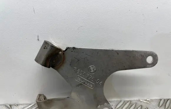 Muffler mount bracket/holder